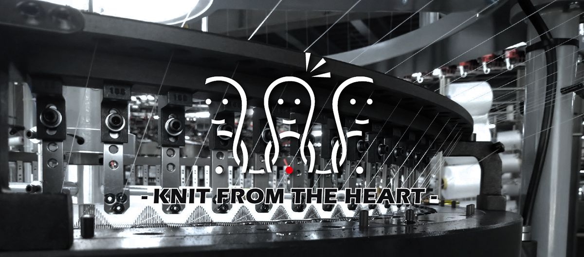 SLOGAN ->「knit from the heart」